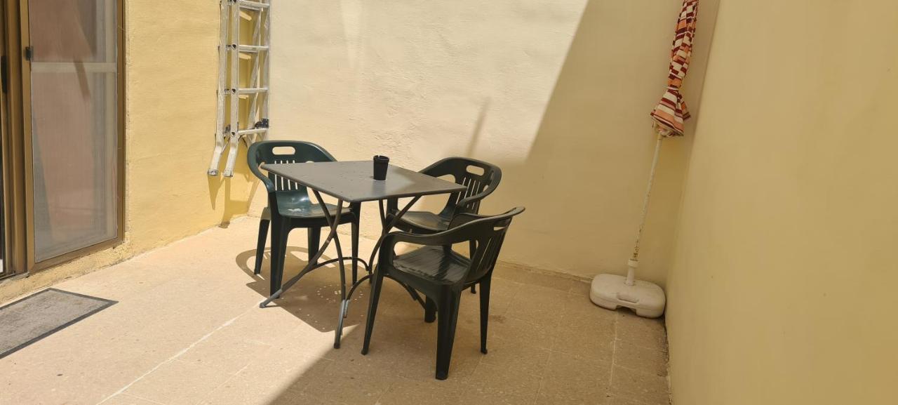 D'Ambrogio Guest House Rabat Bagian luar foto